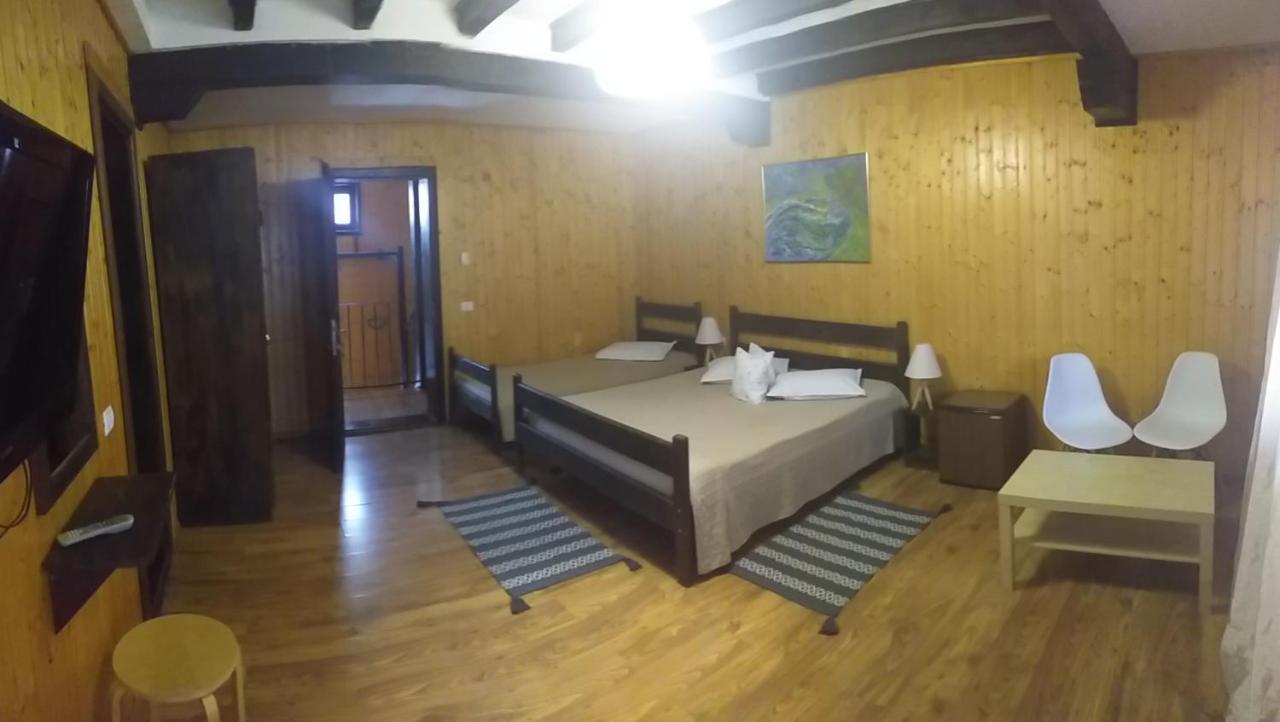 Hotel Dumbrava Soarelui Braszów Zewnętrze zdjęcie