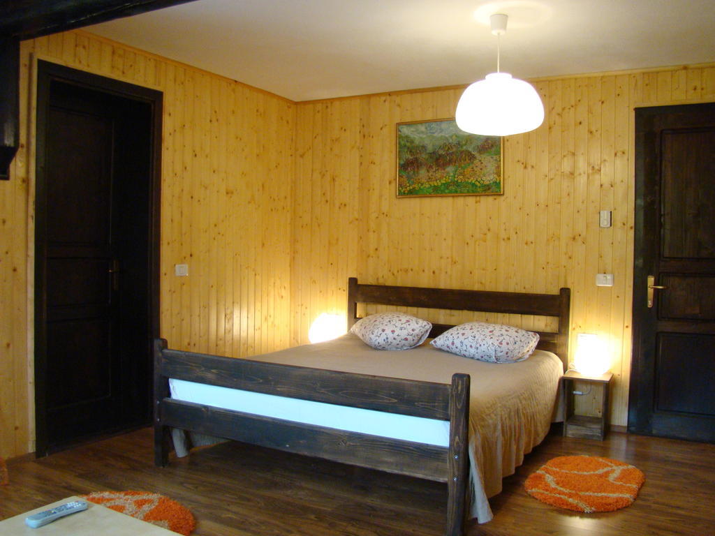 Hotel Dumbrava Soarelui Braszów Pokój zdjęcie